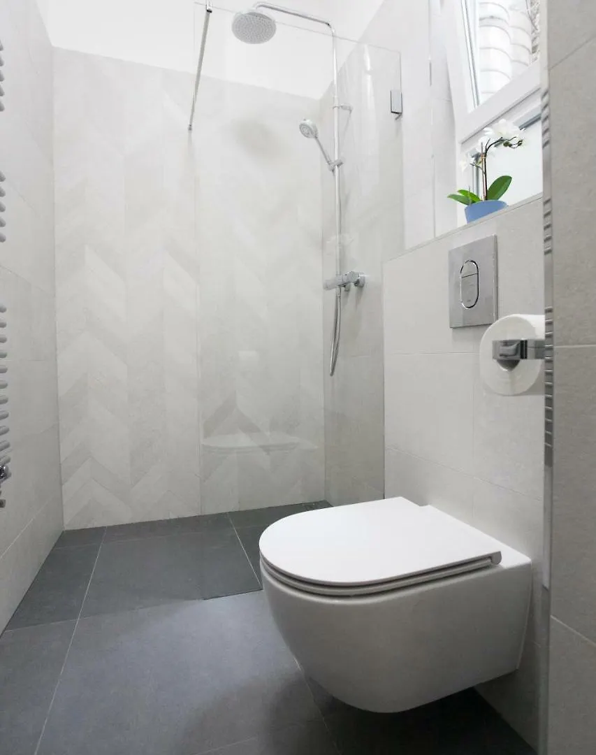 Chic & Charm Apartment Budapest